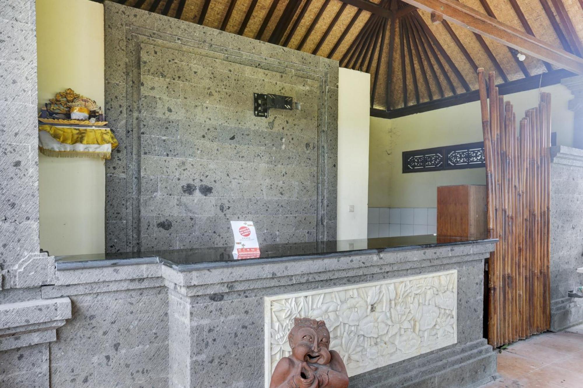 Oyo 1762 Hotel Astiti Graha Tanah Lot Экстерьер фото